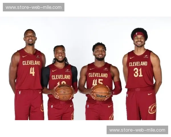 骑士vs热火季前赛：新赛季的序曲，战术博弈的预演